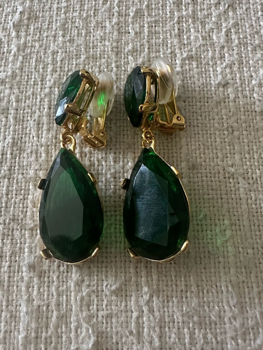 Kenneth Jay Lane Gold-Tone Emerald Green Teardrop Clip-On Earrings - Picture 8 of 10